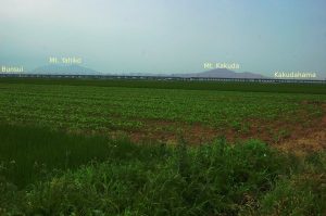 Mt. Yahiko and Mt. Kakuda