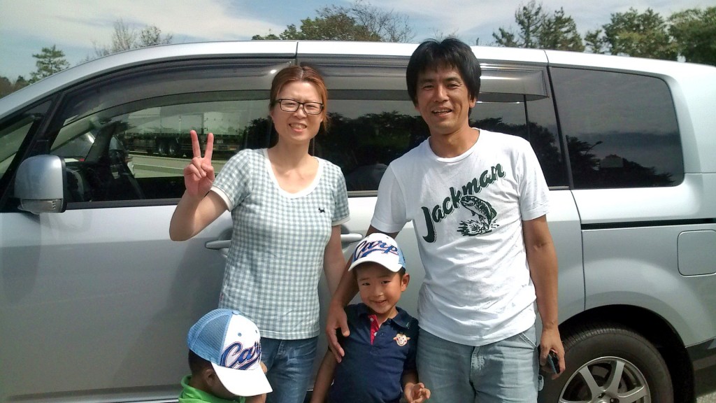 Fumio and Yukimi Igawa and sons who took me to Oyabegawa in Toyama ken.